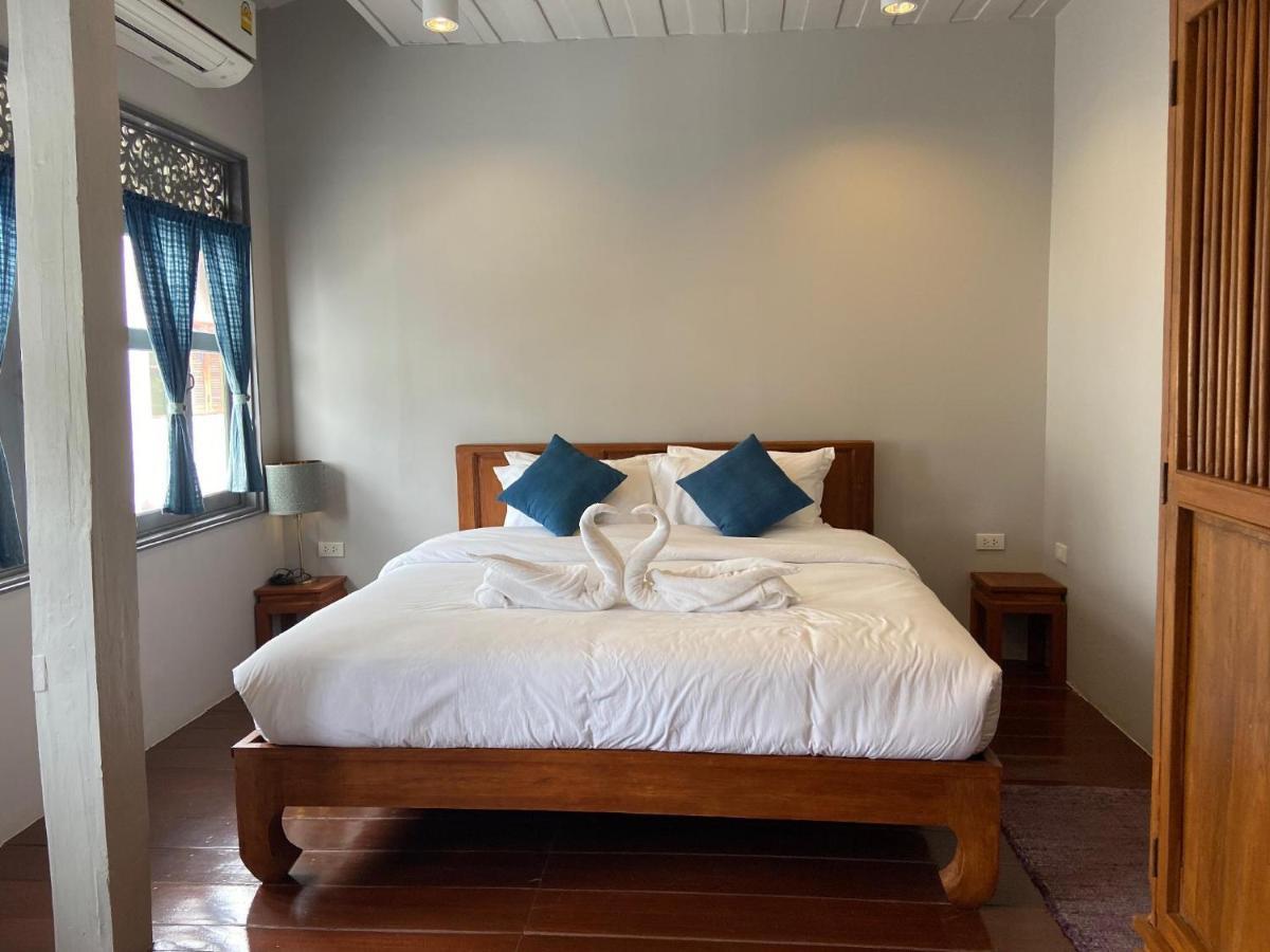 Donpin8-Timeless House Chiang Mai Hotel Bagian luar foto