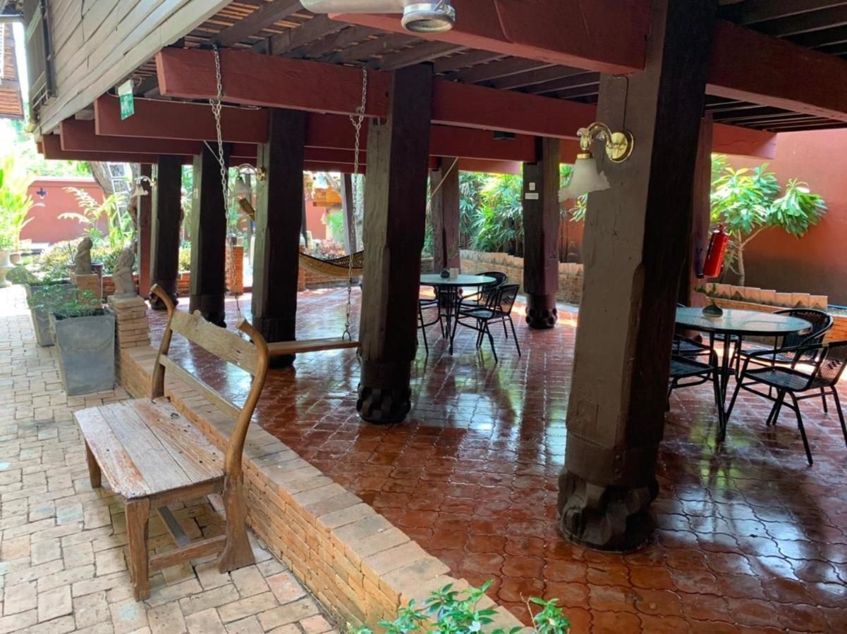 Donpin8-Timeless House Chiang Mai Hotel Bagian luar foto