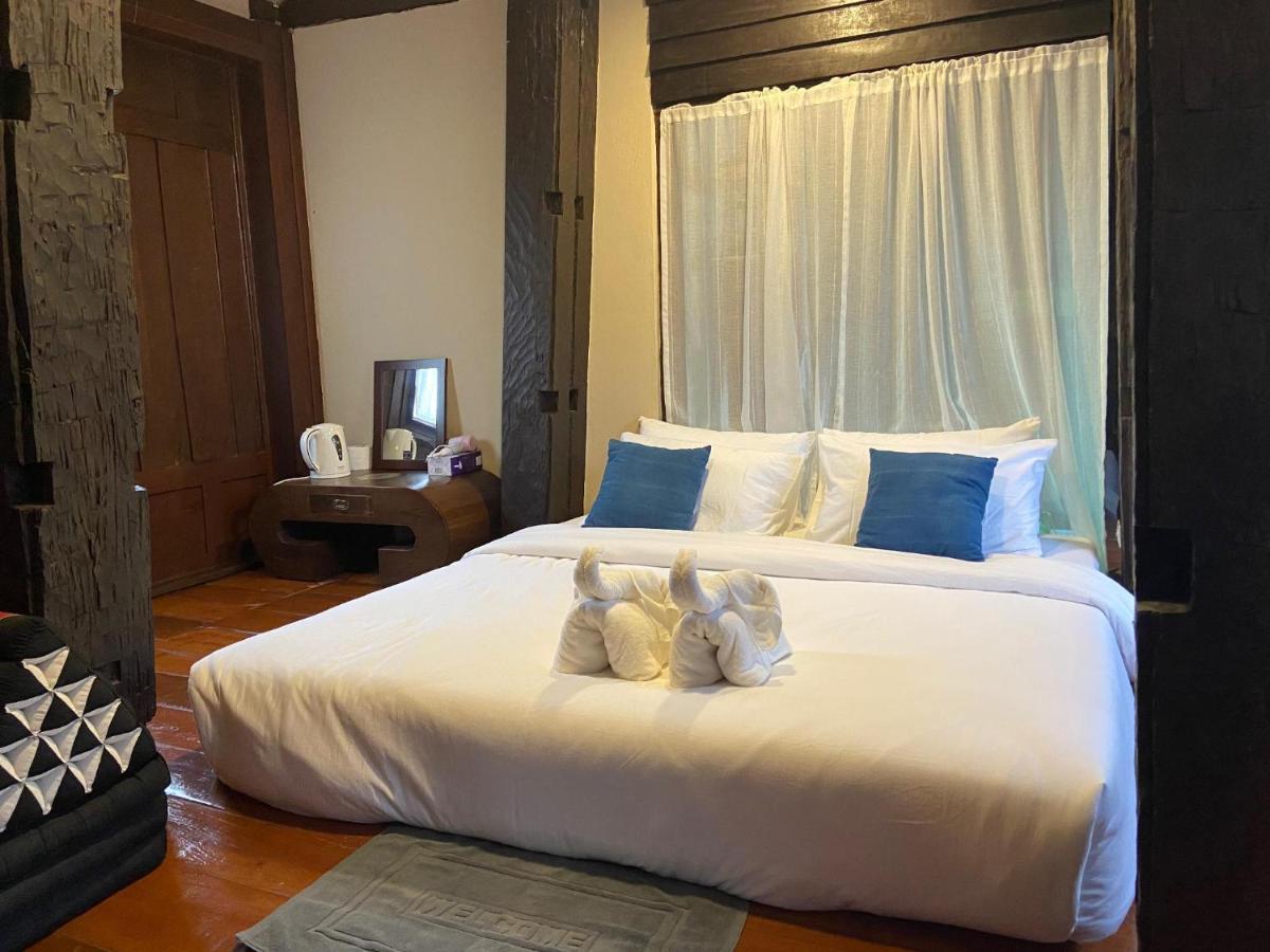Donpin8-Timeless House Chiang Mai Hotel Bagian luar foto