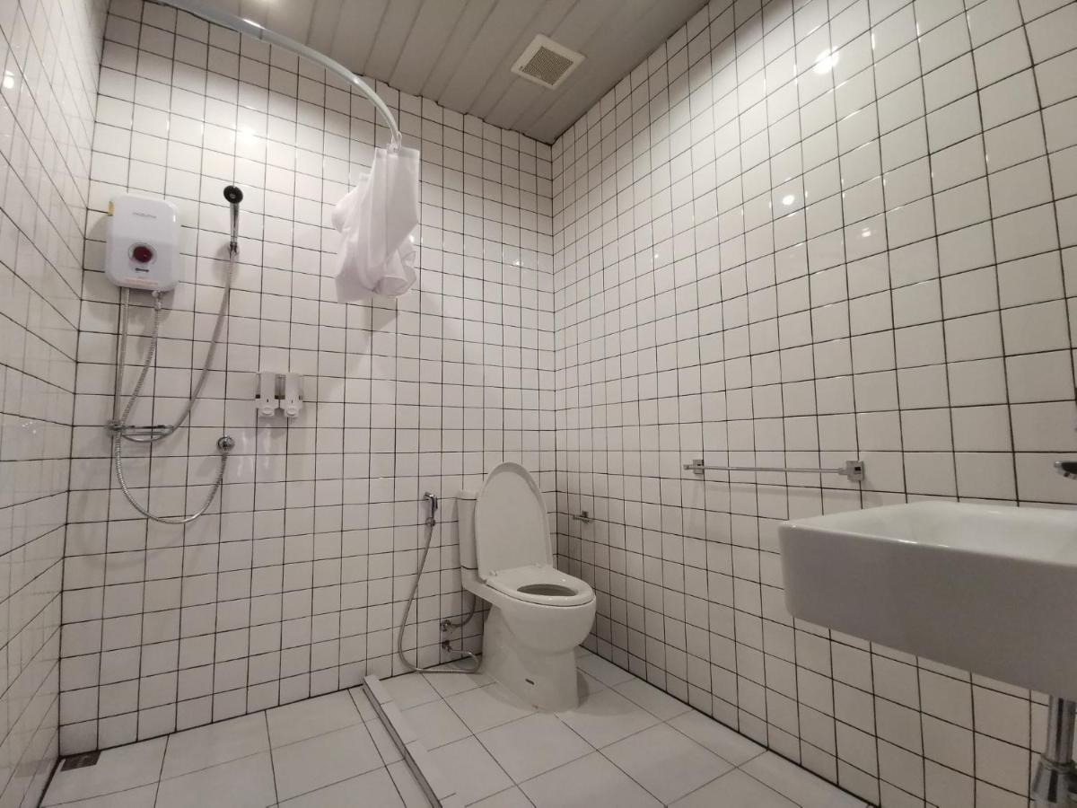Donpin8-Timeless House Chiang Mai Hotel Bagian luar foto